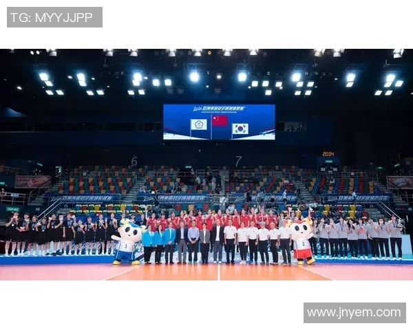 深圳排球队的团队协作揭秘:排球巨献背后的默契与拼搏精神